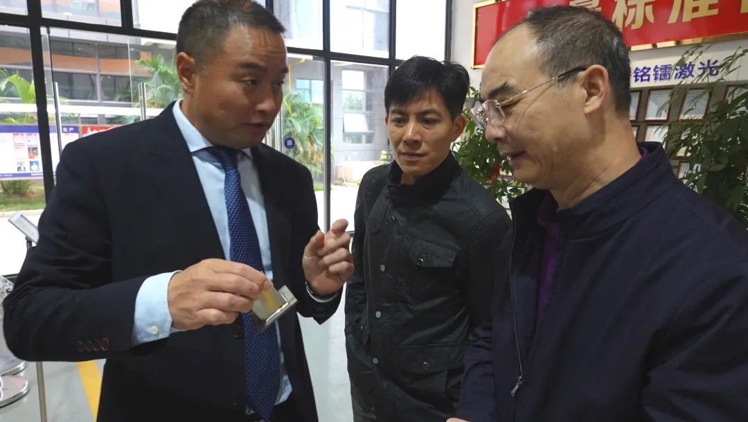 1638145915979448.jpg 640.webp (8).jpg